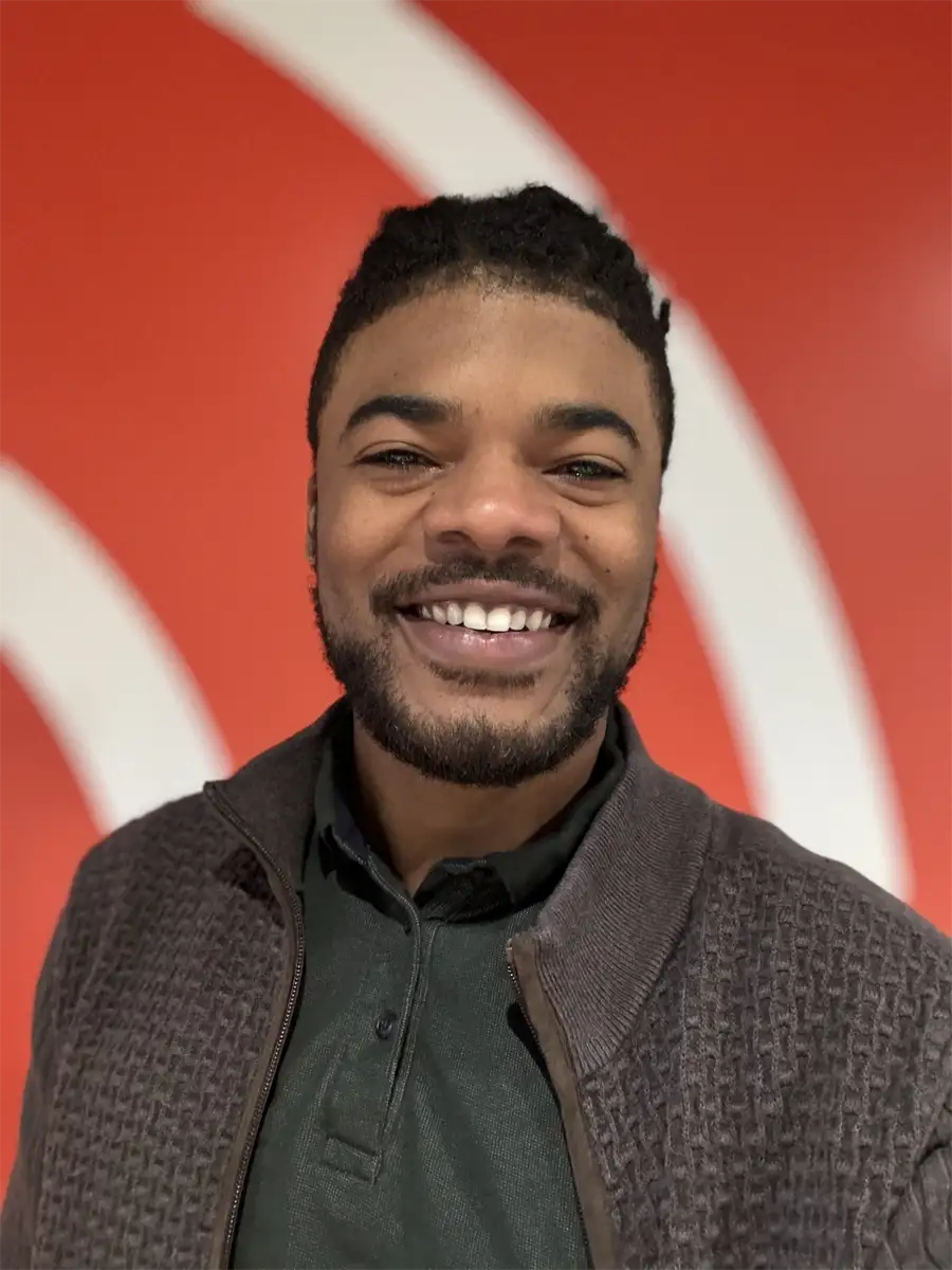 leasing agent of apartments near syracuse university